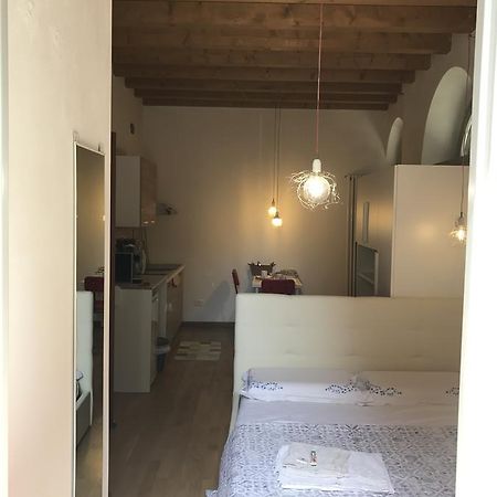 Myroom Citta Alta 1 Bergamo Bagian luar foto