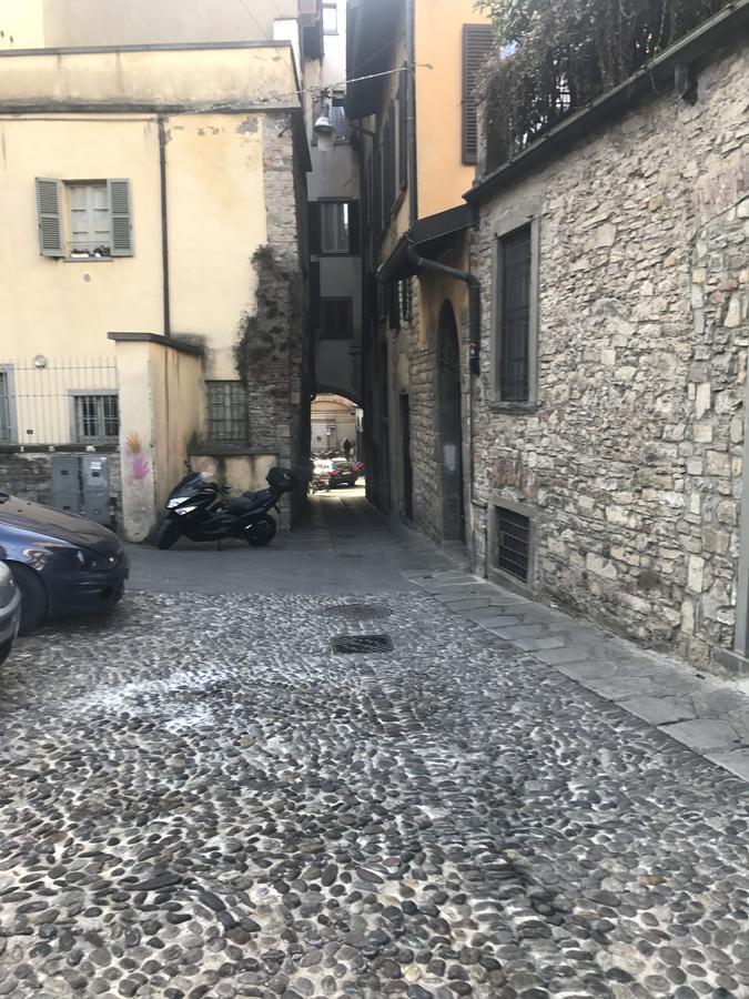 Myroom Citta Alta 1 Bergamo Bagian luar foto